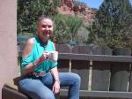 id:2569 : 2018-04-16/thumbs/quite_afternoon_at_the_endhantment_hotel_in_sedona,_arizona.jpg